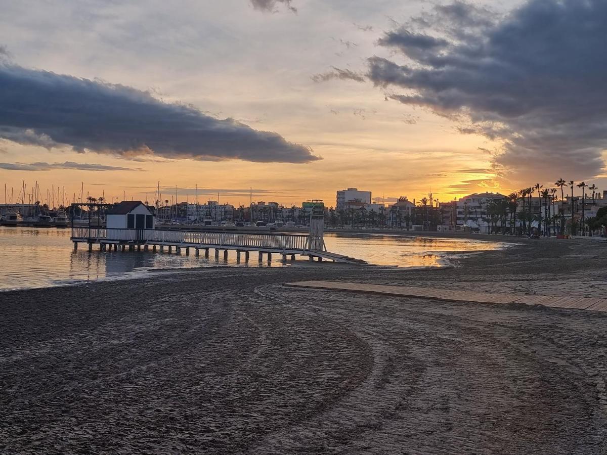 Casa Feliz - Penthouse In San Pedro Del Pinatar 100M From Shops & 500M From Beach & Boulevard 외부 사진